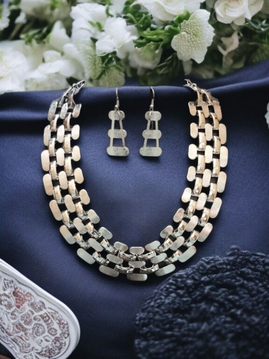 Necklace set